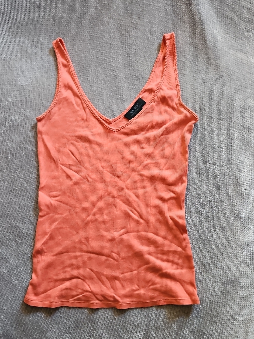 Express Coral Ribbed V-Neck Tank